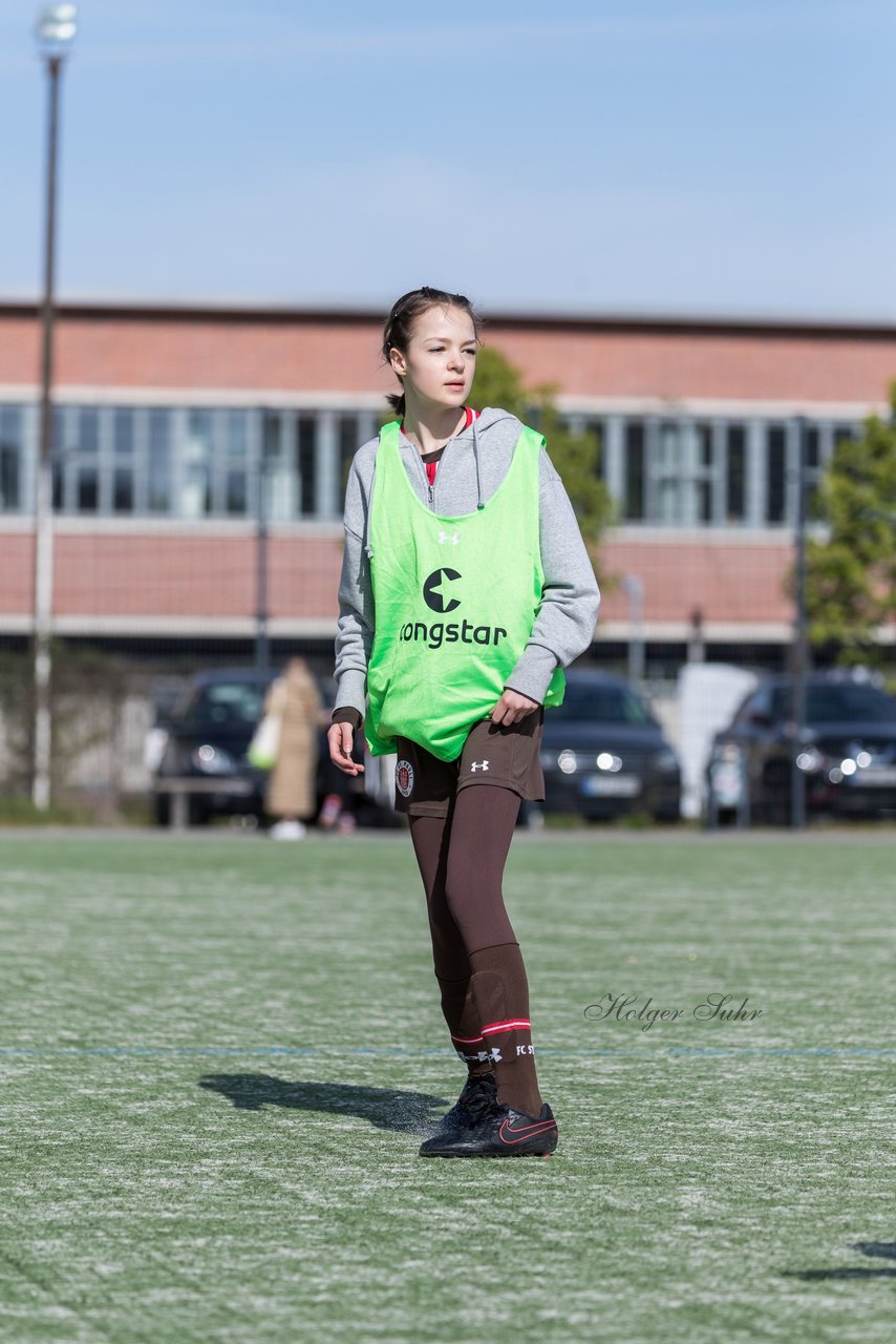 Bild 69 - wBJ St. Pauli - Walddoerfer : Ergebnis: 1:11